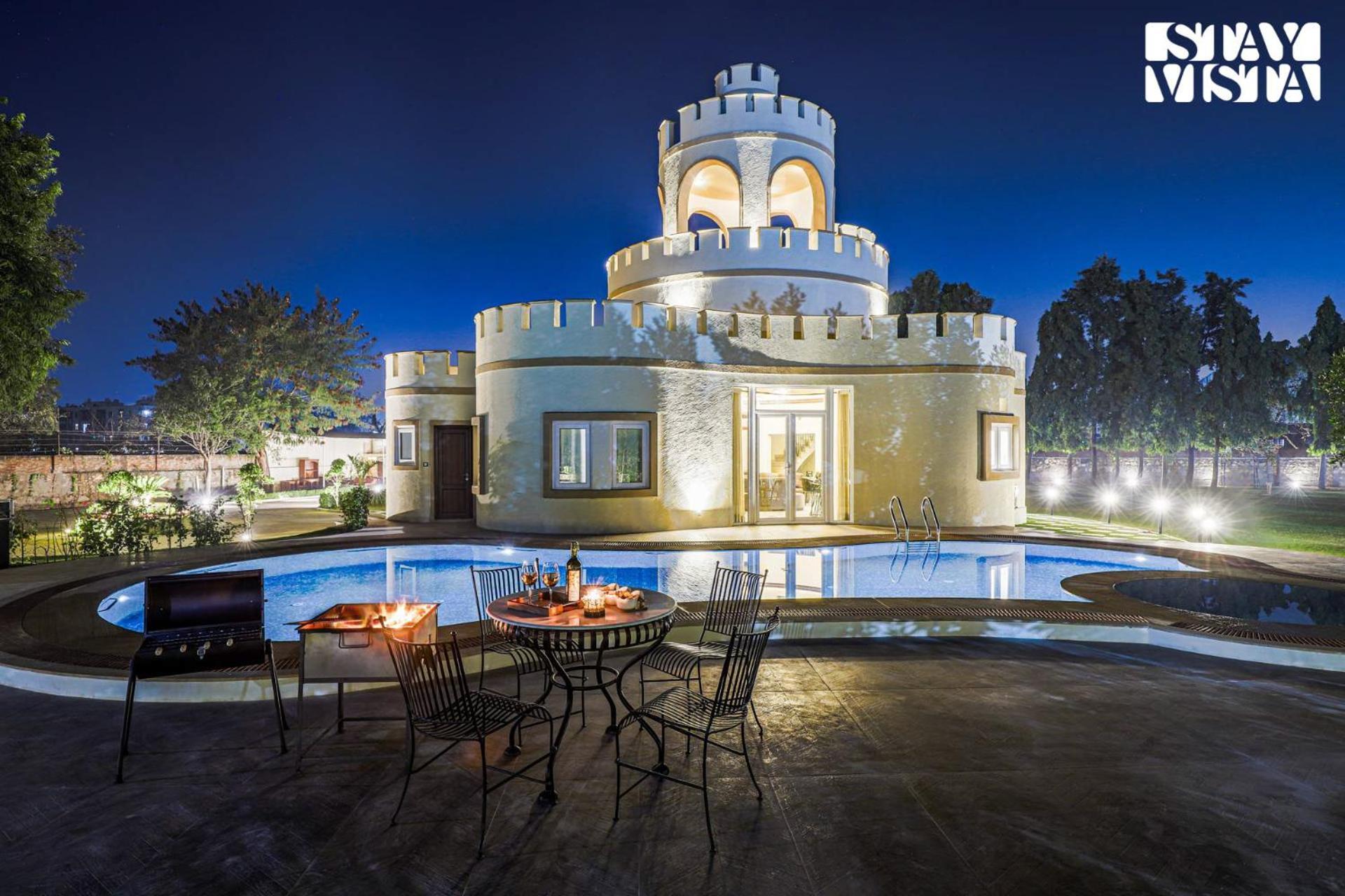 Stayvista'S Mystic Castle With Terrace, Swimming Pool, Lawn With Gazebo Jaipur Exterior photo